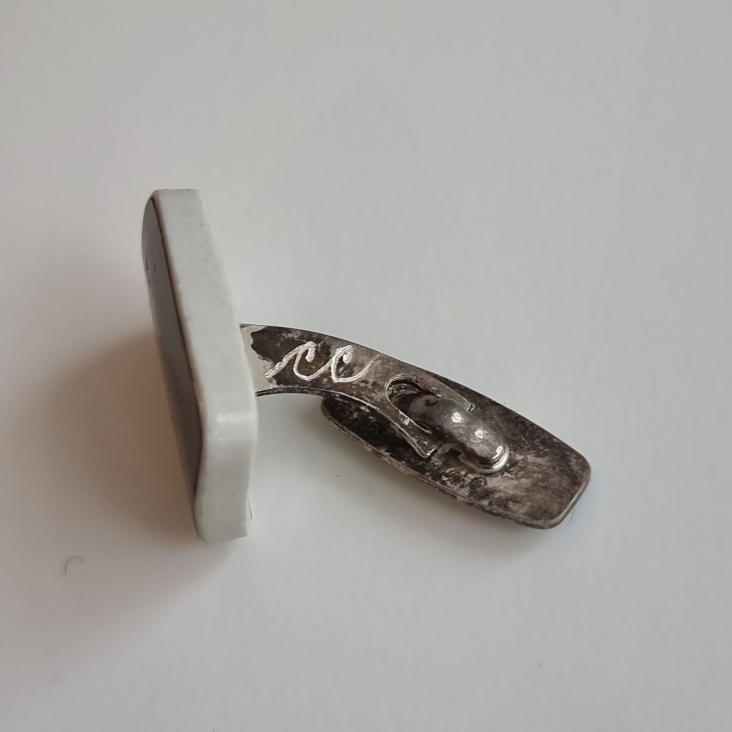 カフリンクス Kila Design Arabia KOSMOS