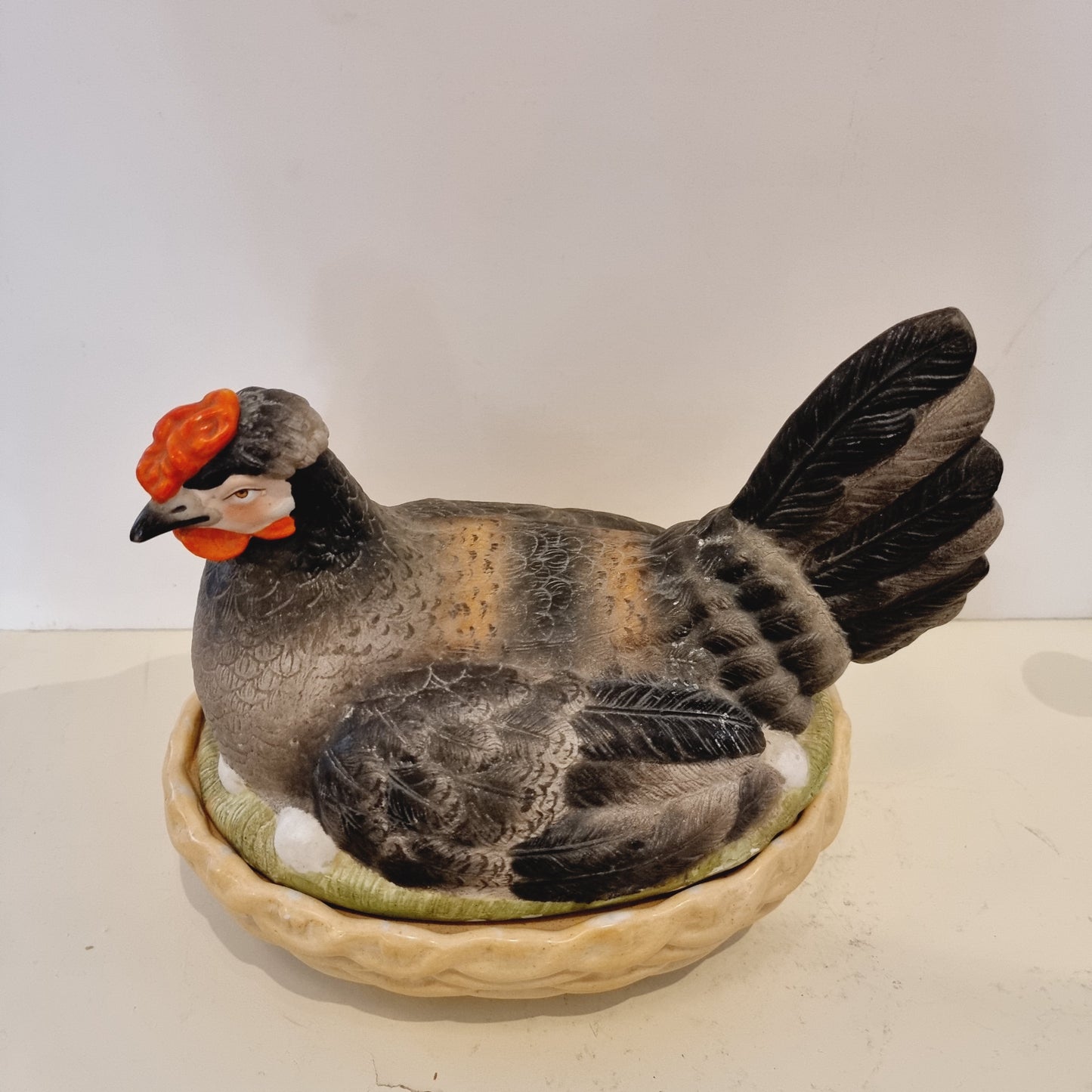 Egg hen Easter