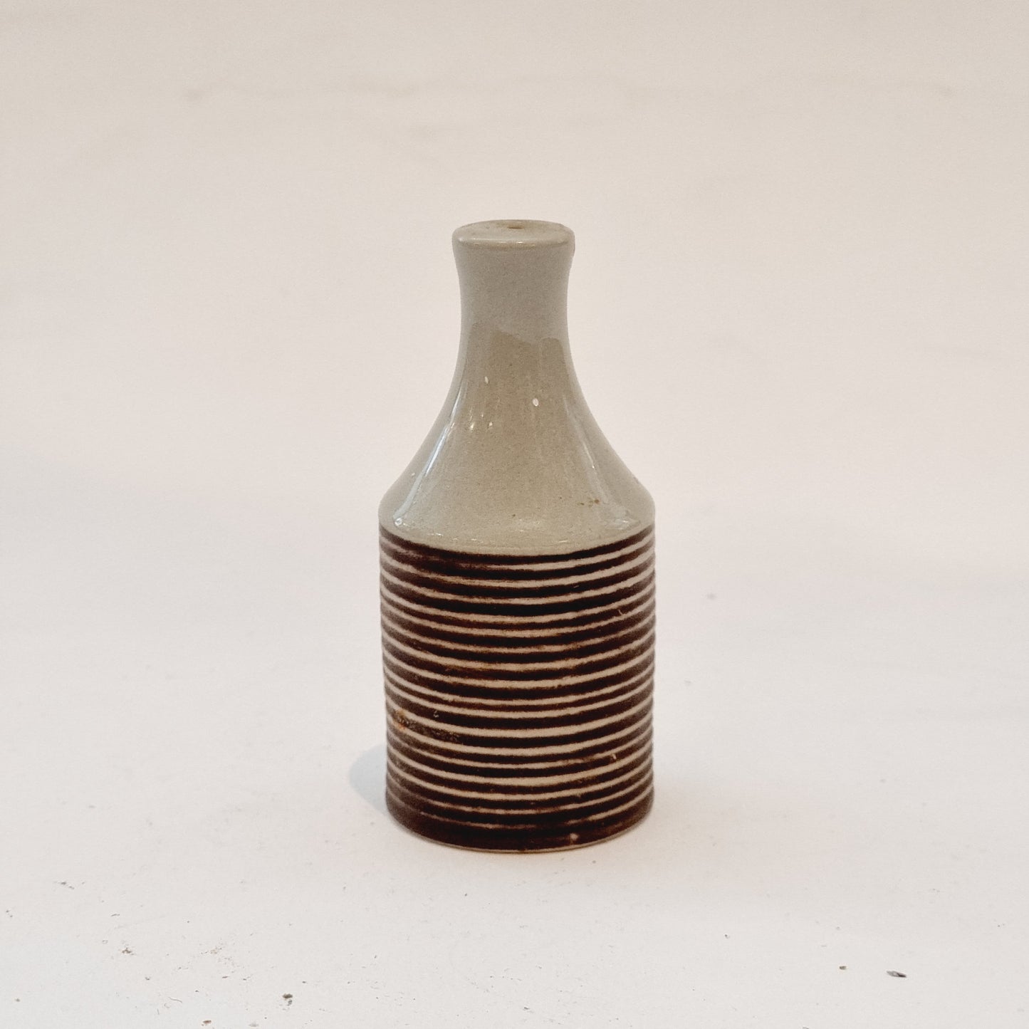 Entrance spice jar/sprinkler Carl Harry Stålhane Rörstrand