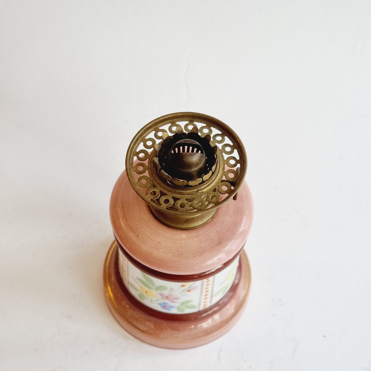 Kerosene lamp glass