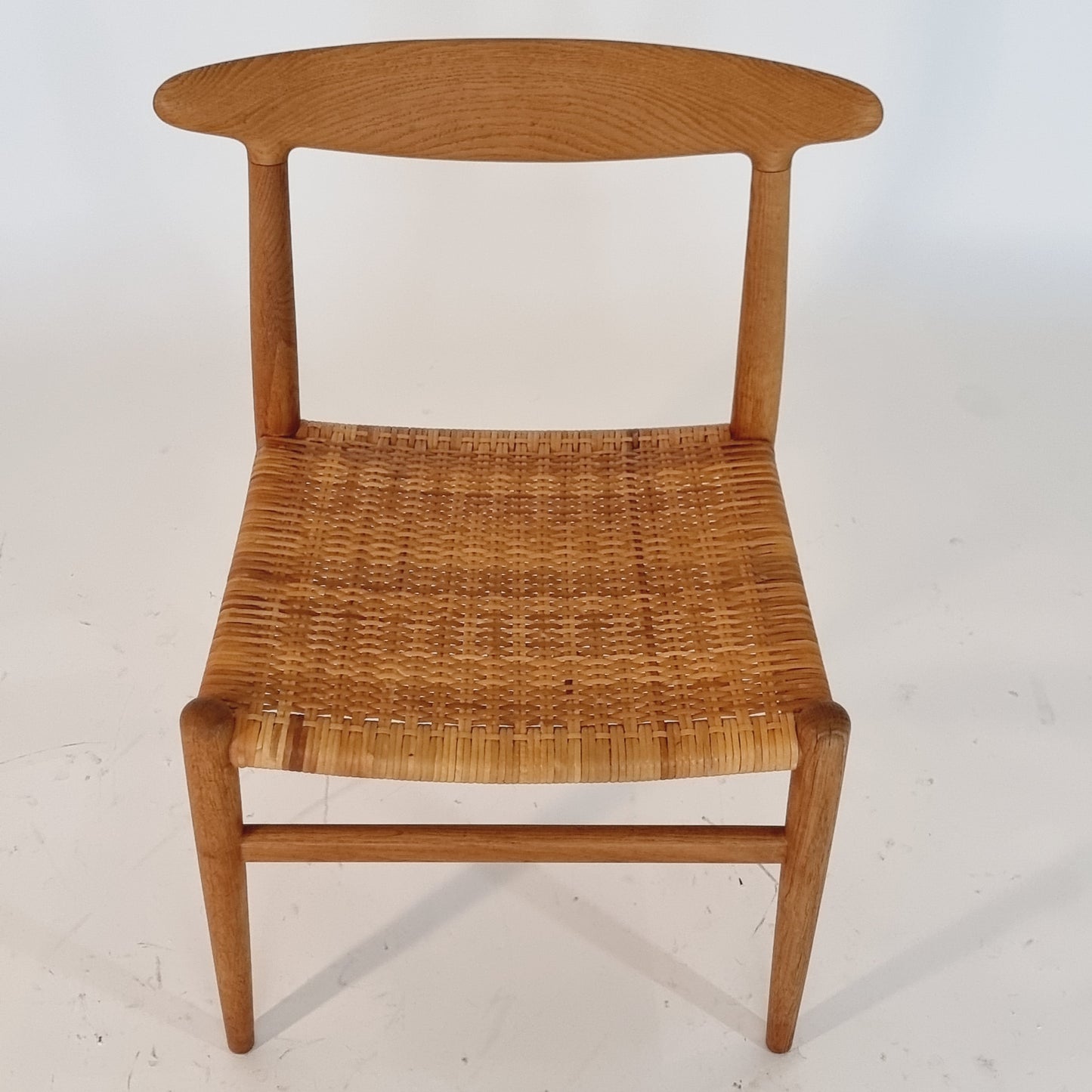 8 dining chairs Hans Wegner W2, oak
