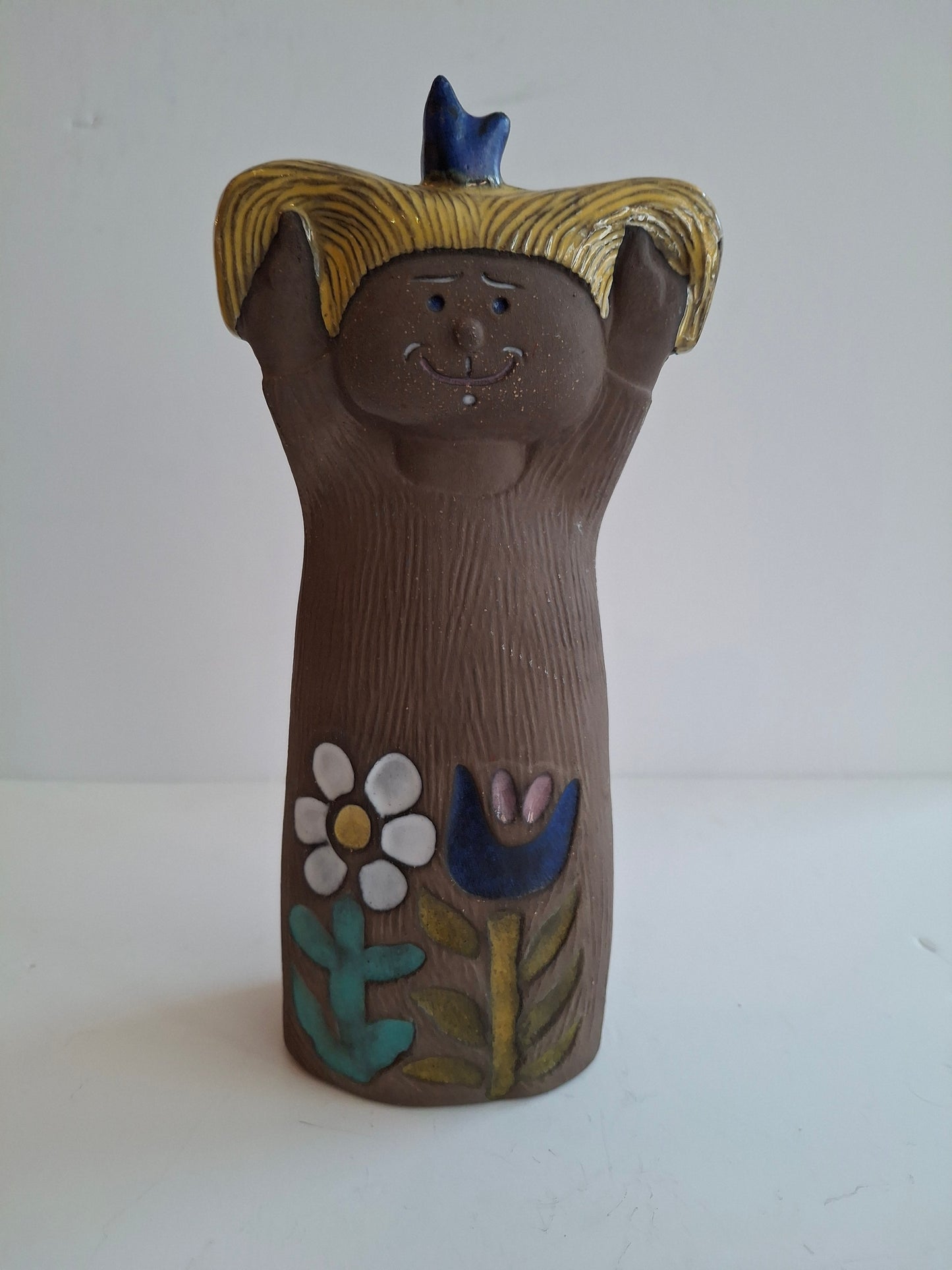 Mari Simmulson figurine Stina Upsala-Ekeby