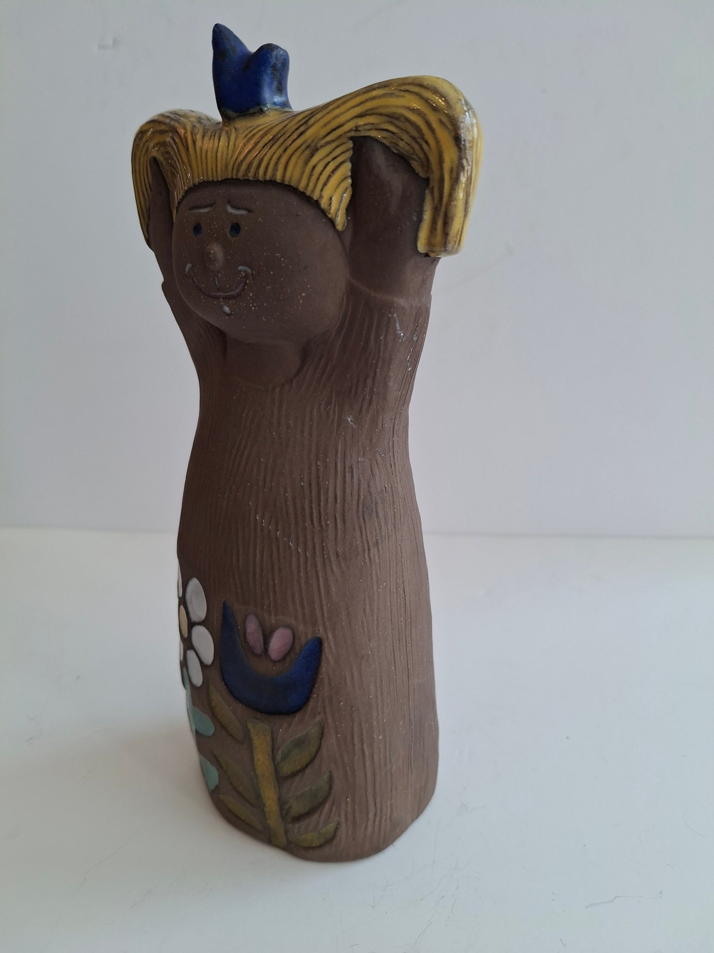 Mari Simmulson figurine Stina Upsala-Ekeby