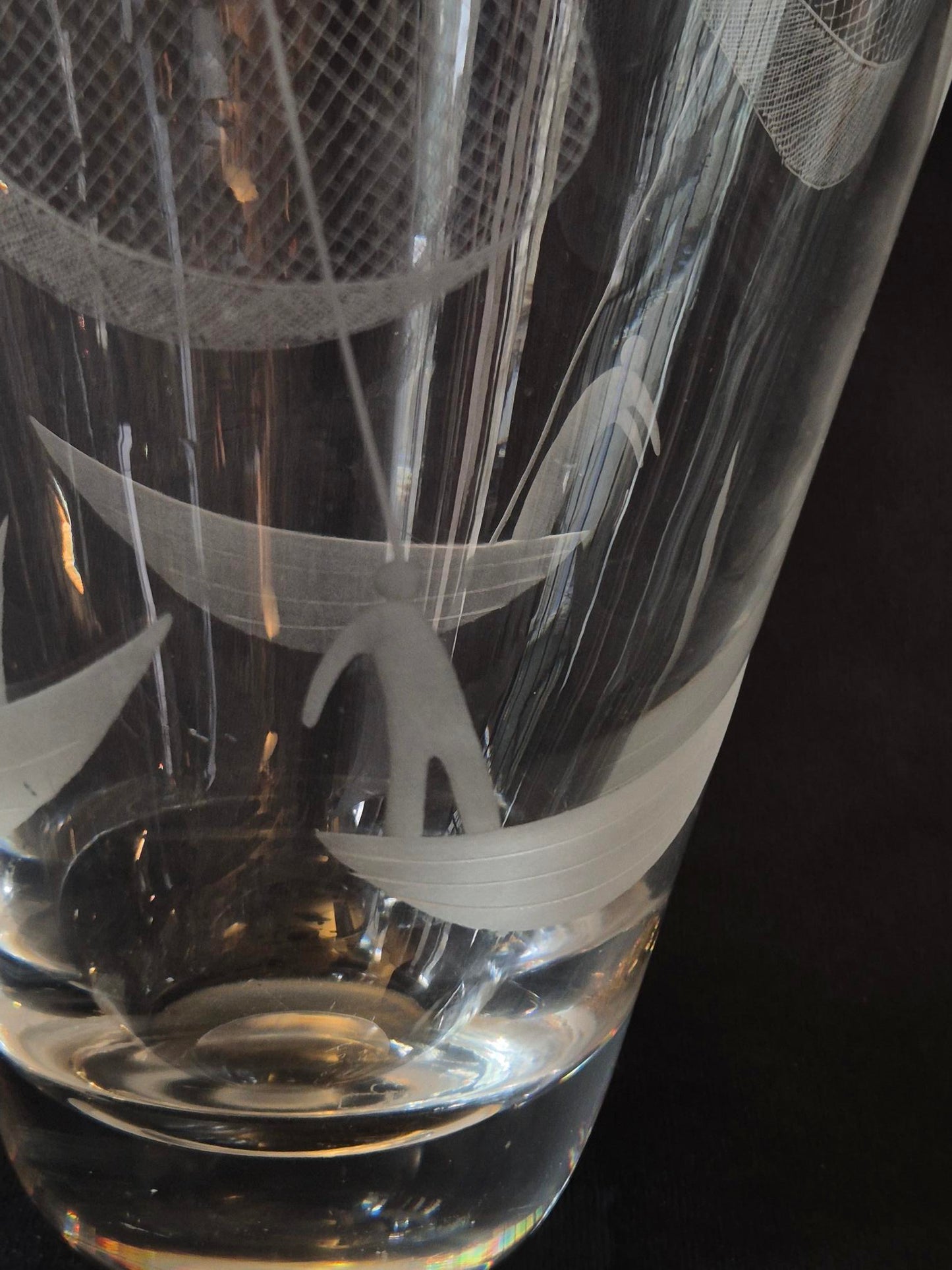 Vicke Lindstrand, vas glas, Kosta