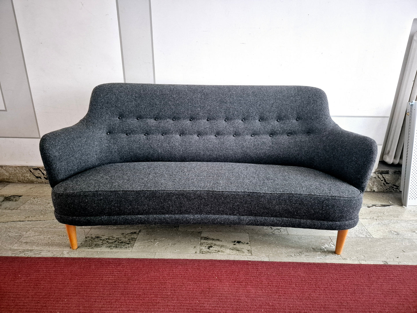 Soffa Carl Malmsten Samsas 3-sits Nyklädd