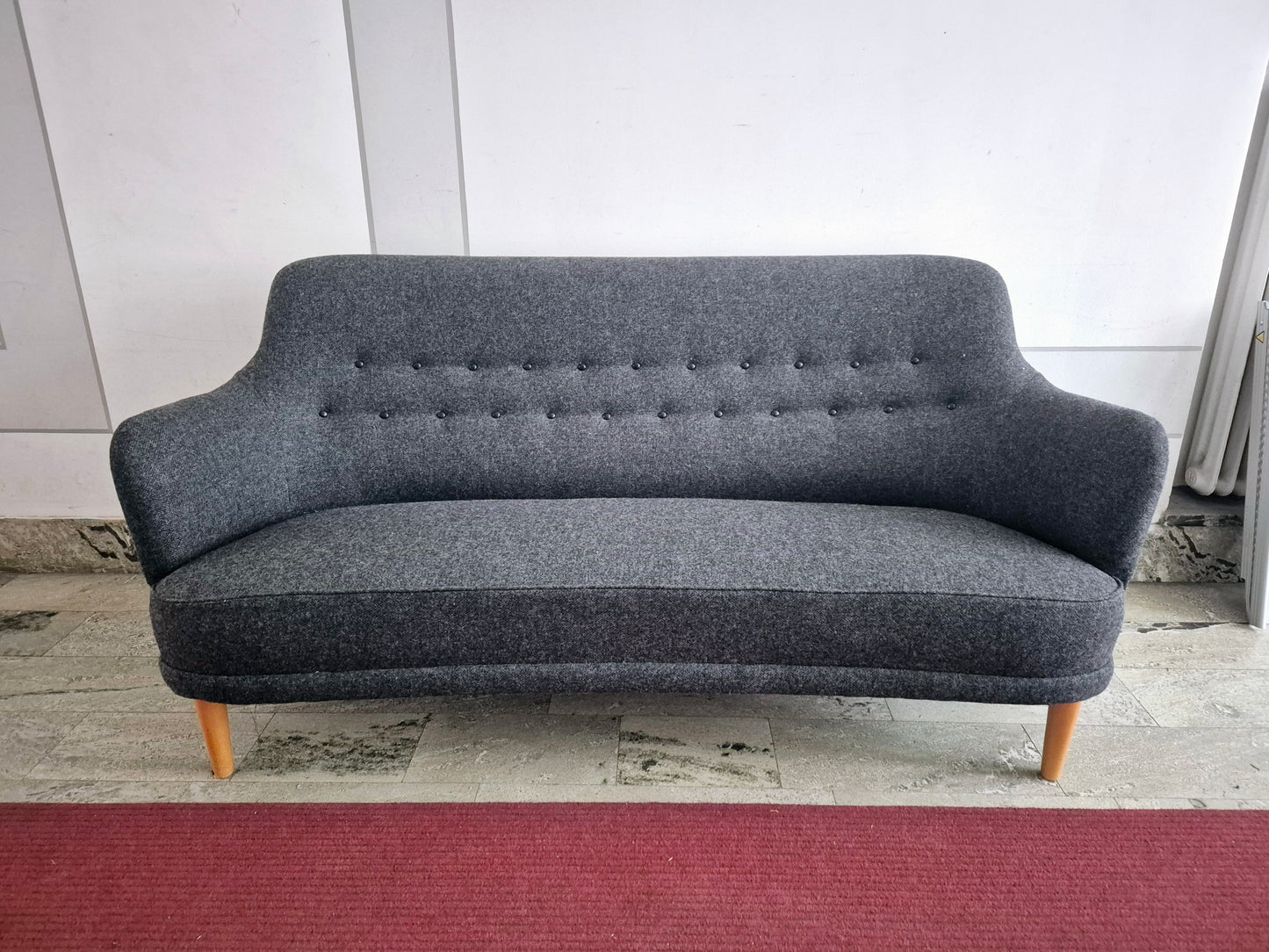 Soffa Carl Malmsten Samsas 3-sits Nyklädd