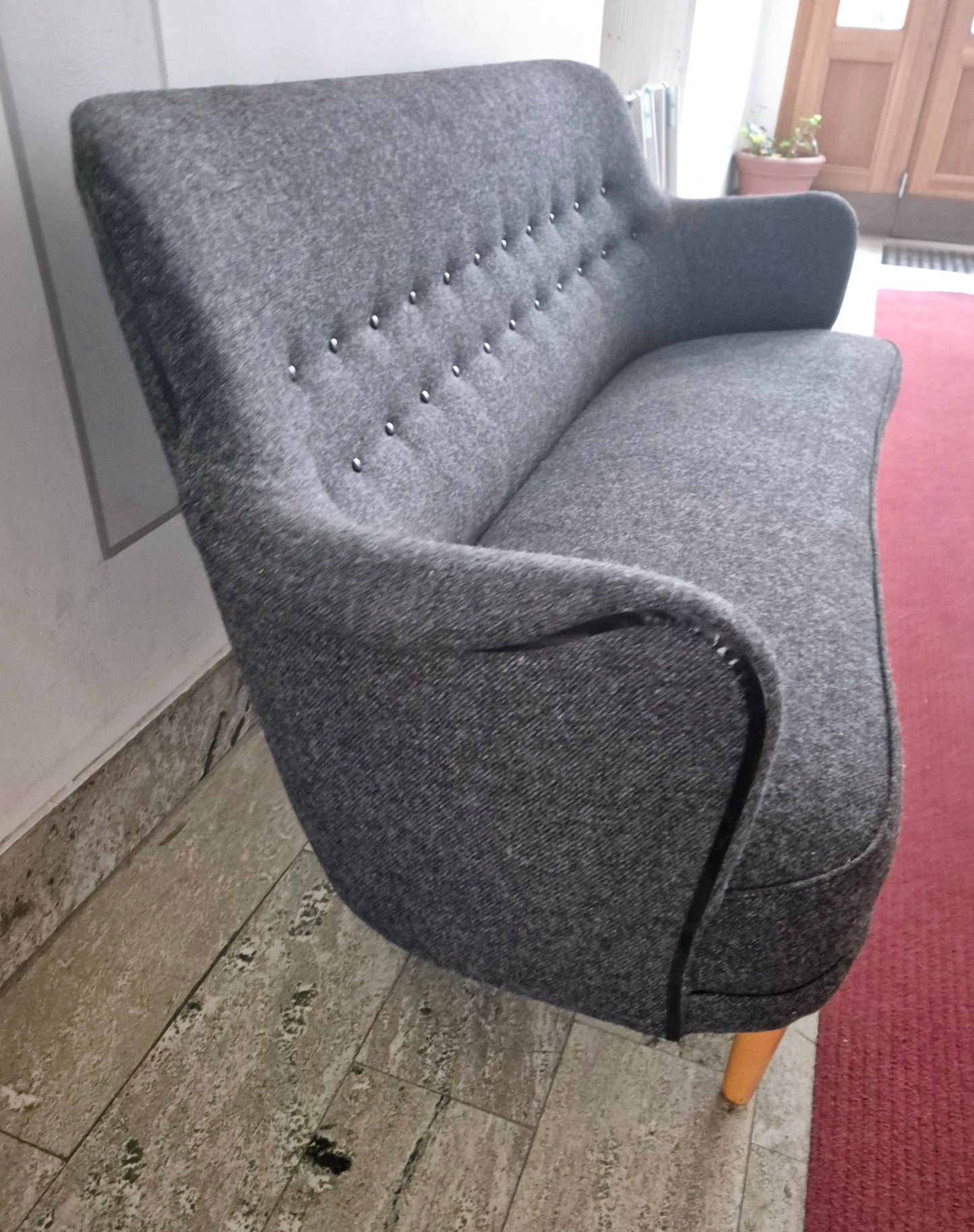 Soffa Carl Malmsten Samsas 3-sits Nyklädd