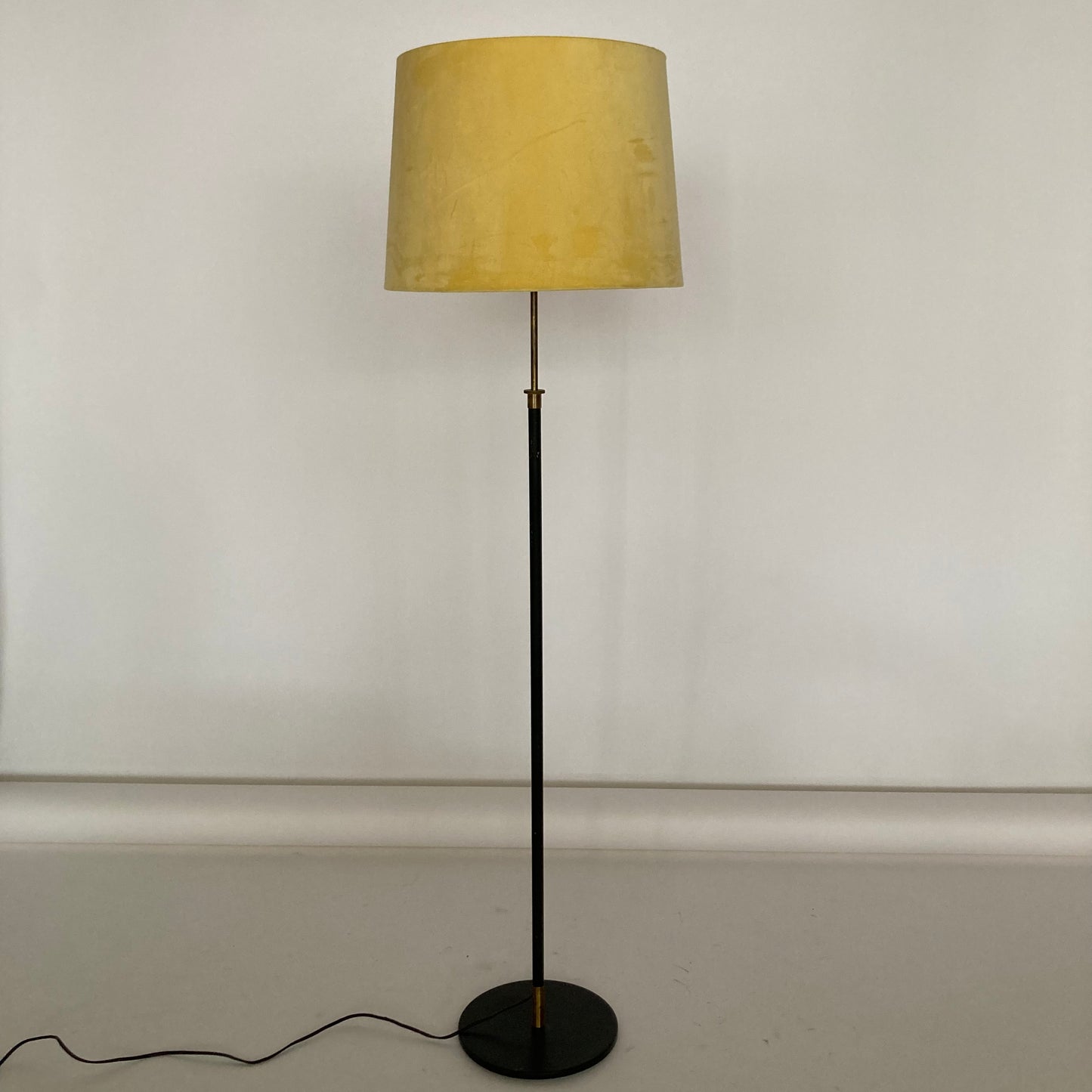 Floor lamp 1950s brass new electric new shade