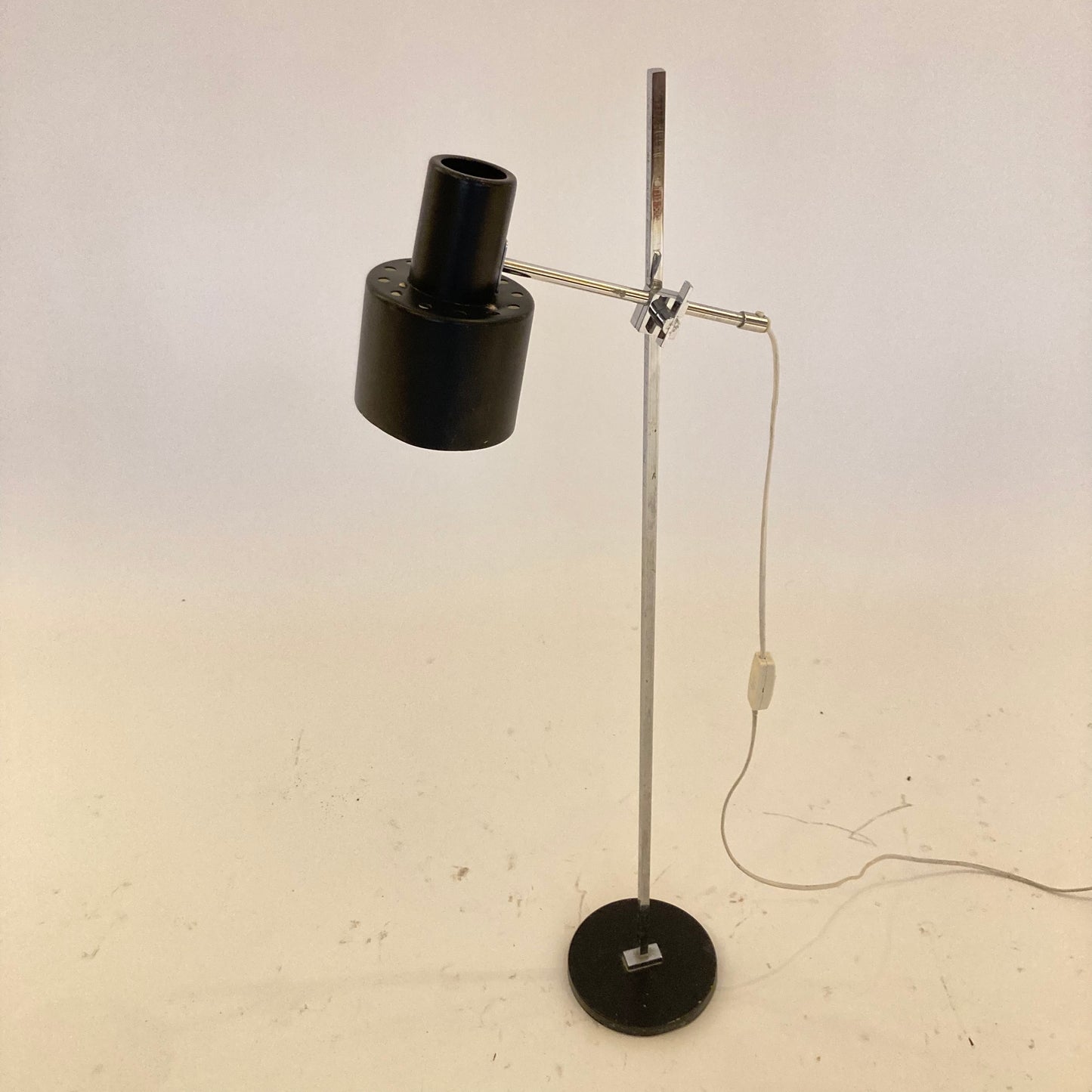 Floor lamp GK 907, 1970s