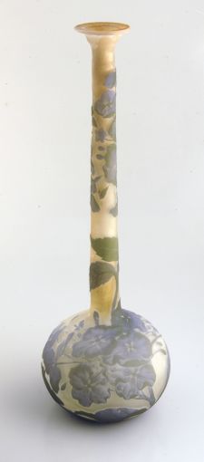 Gallé vase with lilac overlay. H: 31cm/12