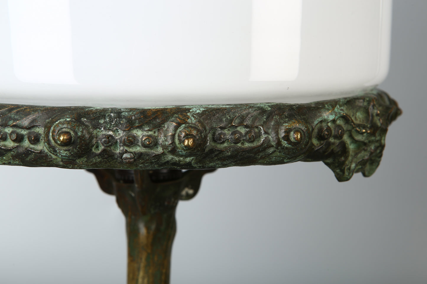 Jugend Böhlmarks bronze table lamp