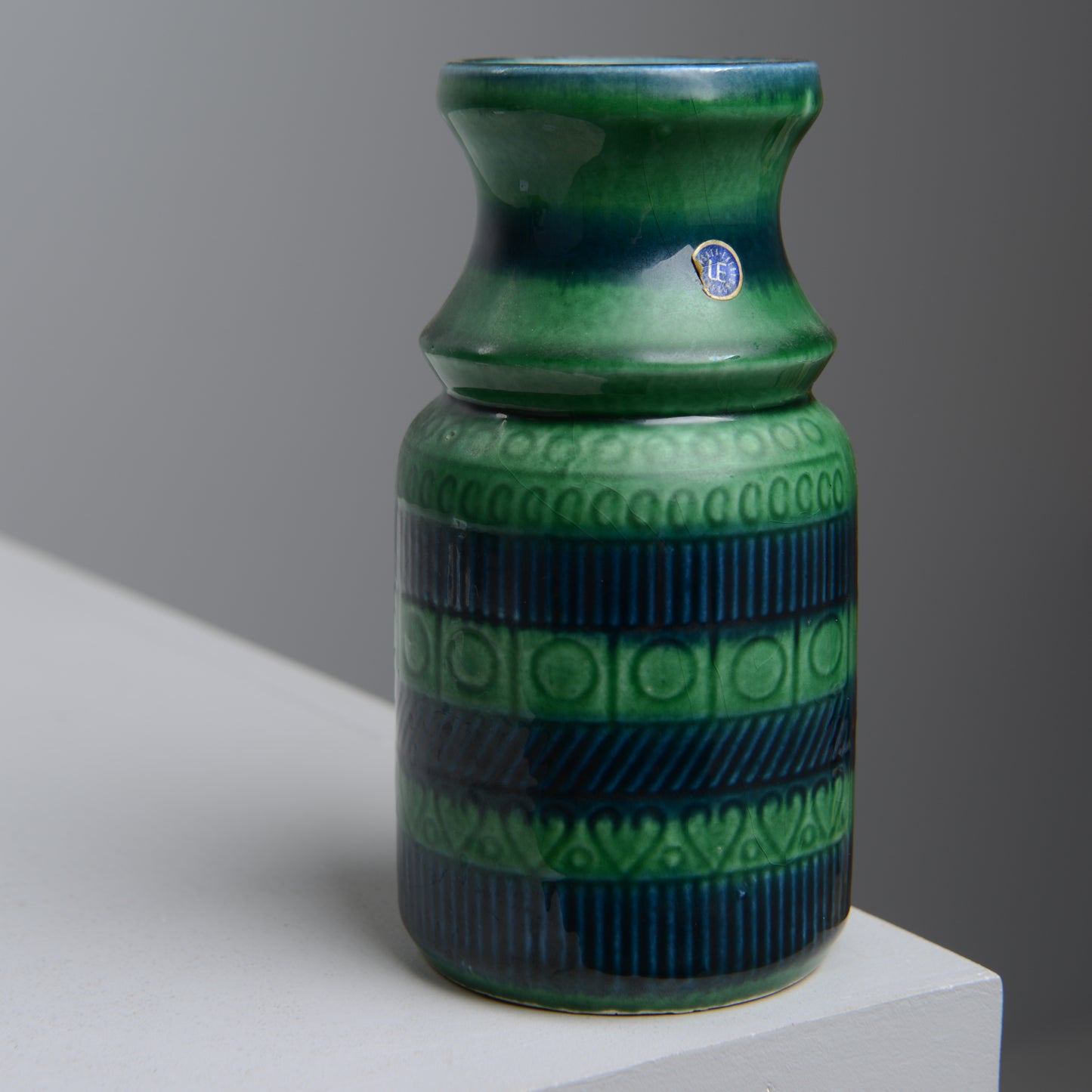 Vase Mari Simmulson Upsala-Ekeby