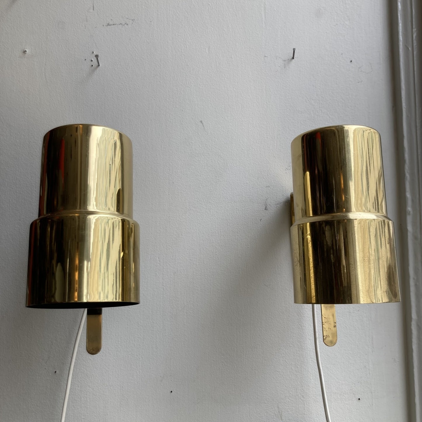 Vägglampa V324 mässing Hans-Agne Jakobsson Markaryd