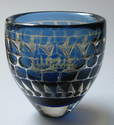 Orrefors Ariel vase. H: 15