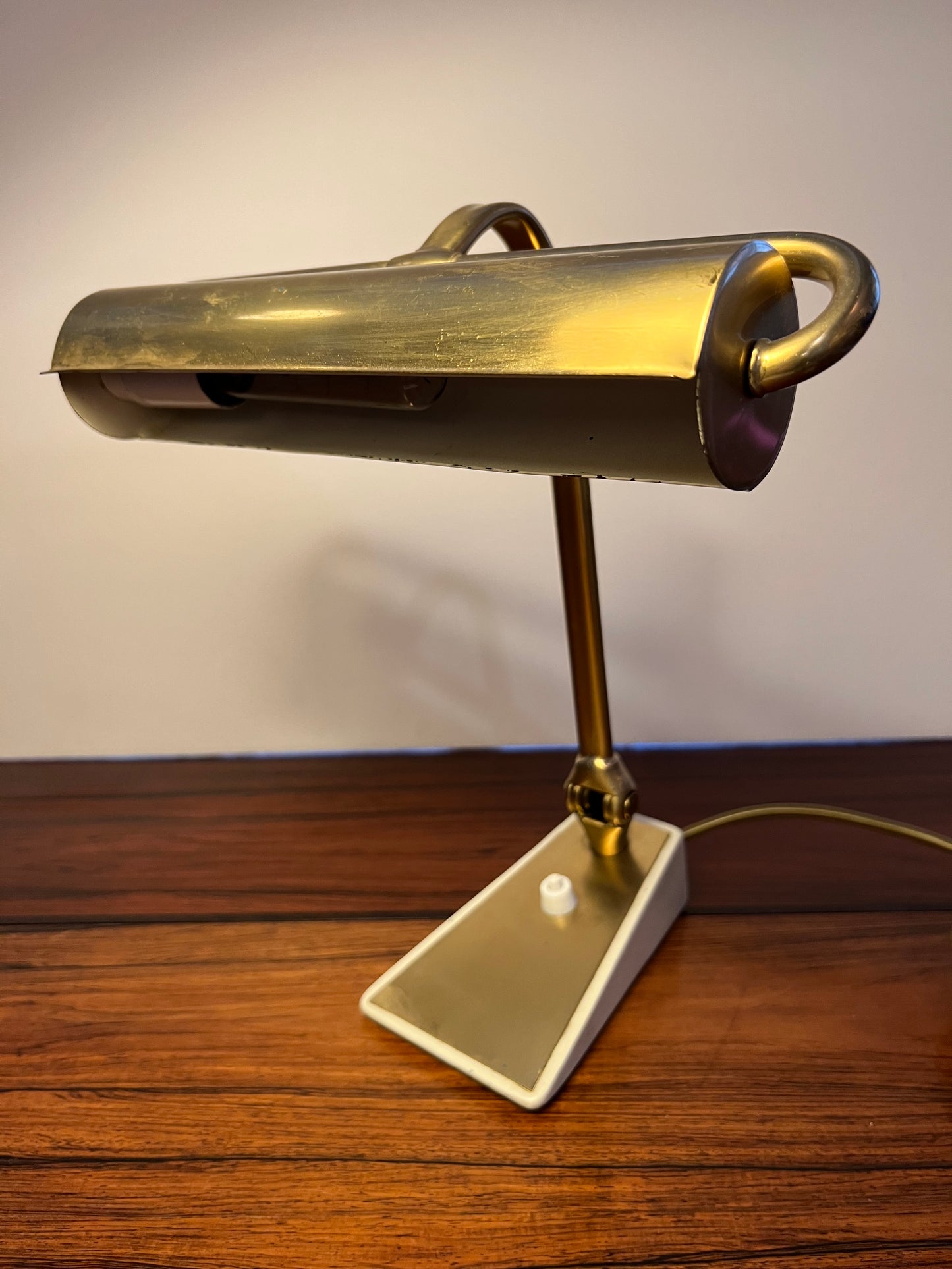 Borens brass table lamp