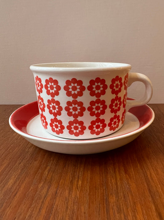 Karin Björquist tea cup Malva Gustavsberg