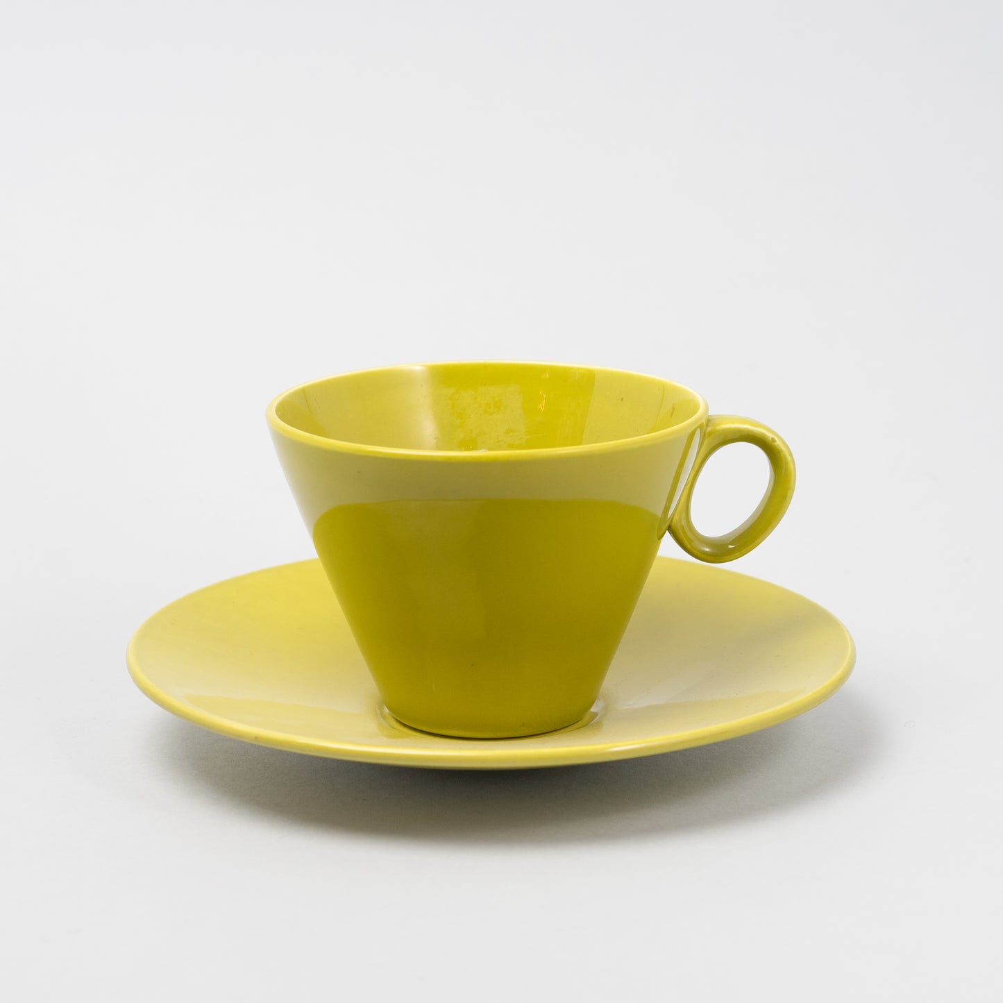 Tekoppar Siam av Stig Lindberg för Gustavsberg. Tea cups "Siam" by Stig Lindberg for Gustavsberg