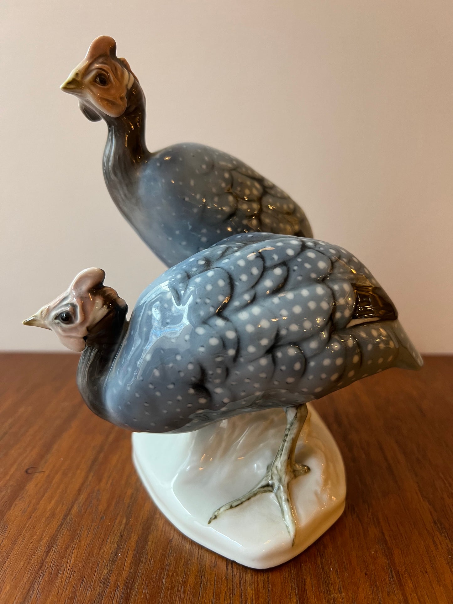 Rörstrand Waldemar Lindström figurin Pärlhöns underglasyr
