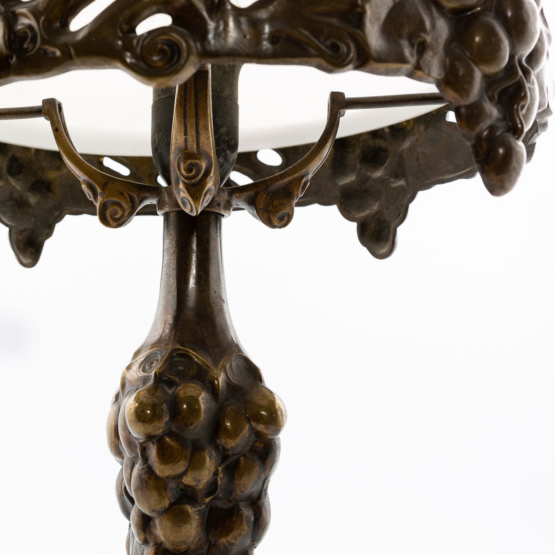 Jugend Böhlmarks bronze table lamp