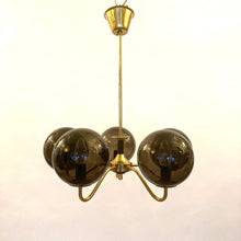 Ladda upp bild till gallerivisning, Taklampa glas &amp; mässing 1960-70-tal
