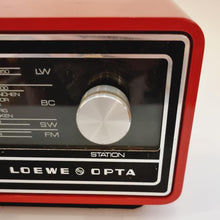 Load image into Gallery viewer, Radio Loewe Opta Line 200
