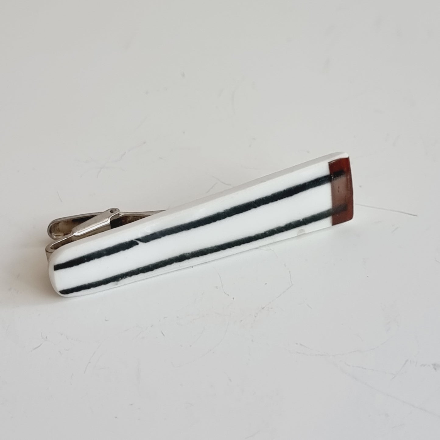 Tie clip Kila Design Gustavsberg EAT RIB