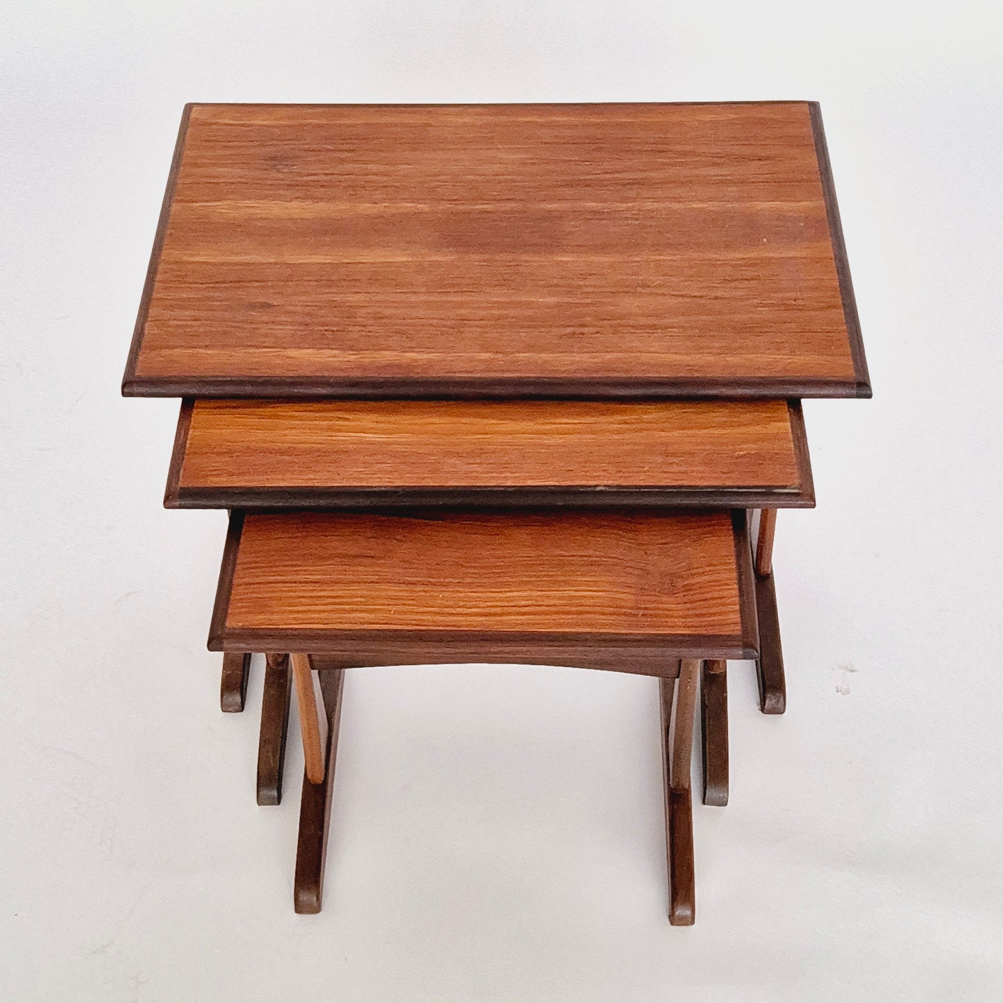 Satsbord i teak, Danmark 1950-60-tal