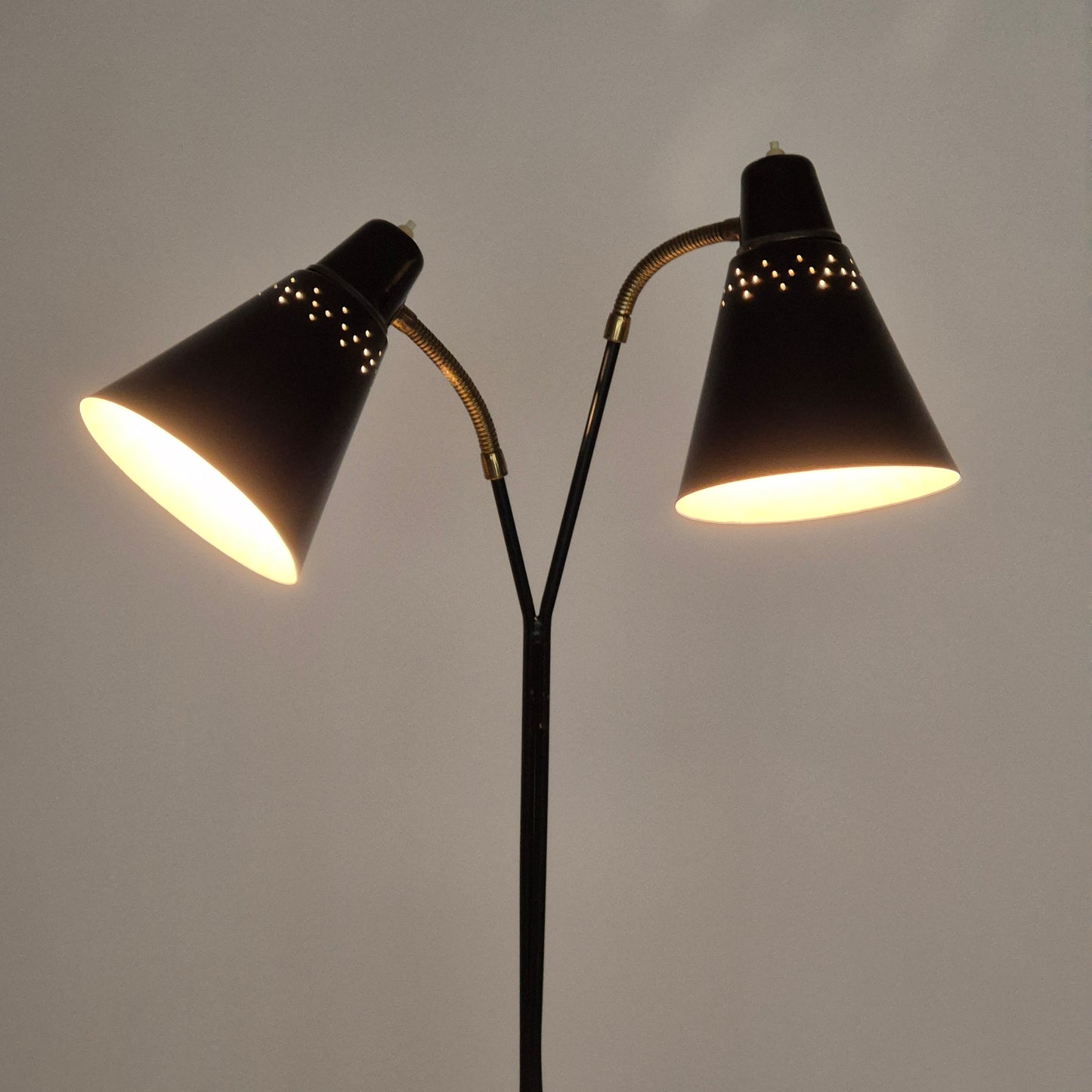 Golvlampa, tvåarmad, 1950-60-tal