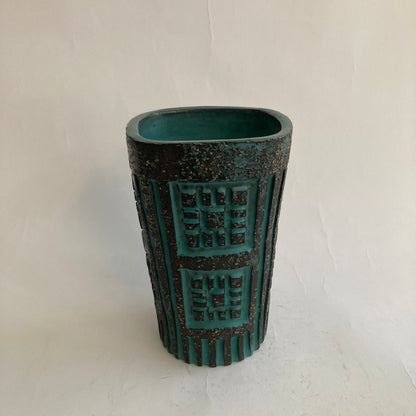 Mari Simmulson vas Patina Upsala-Ekeby