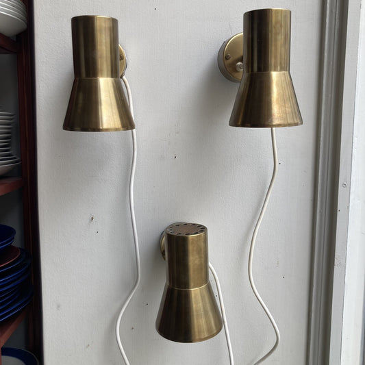 Vägglampa V239 mässing Hans-Agne Jakobsson Markaryd