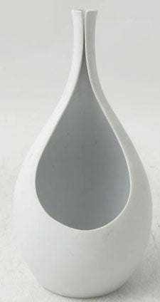 Vase "Pungo" by Stig Lindberg for Gustavsberg. H: 19cm/7