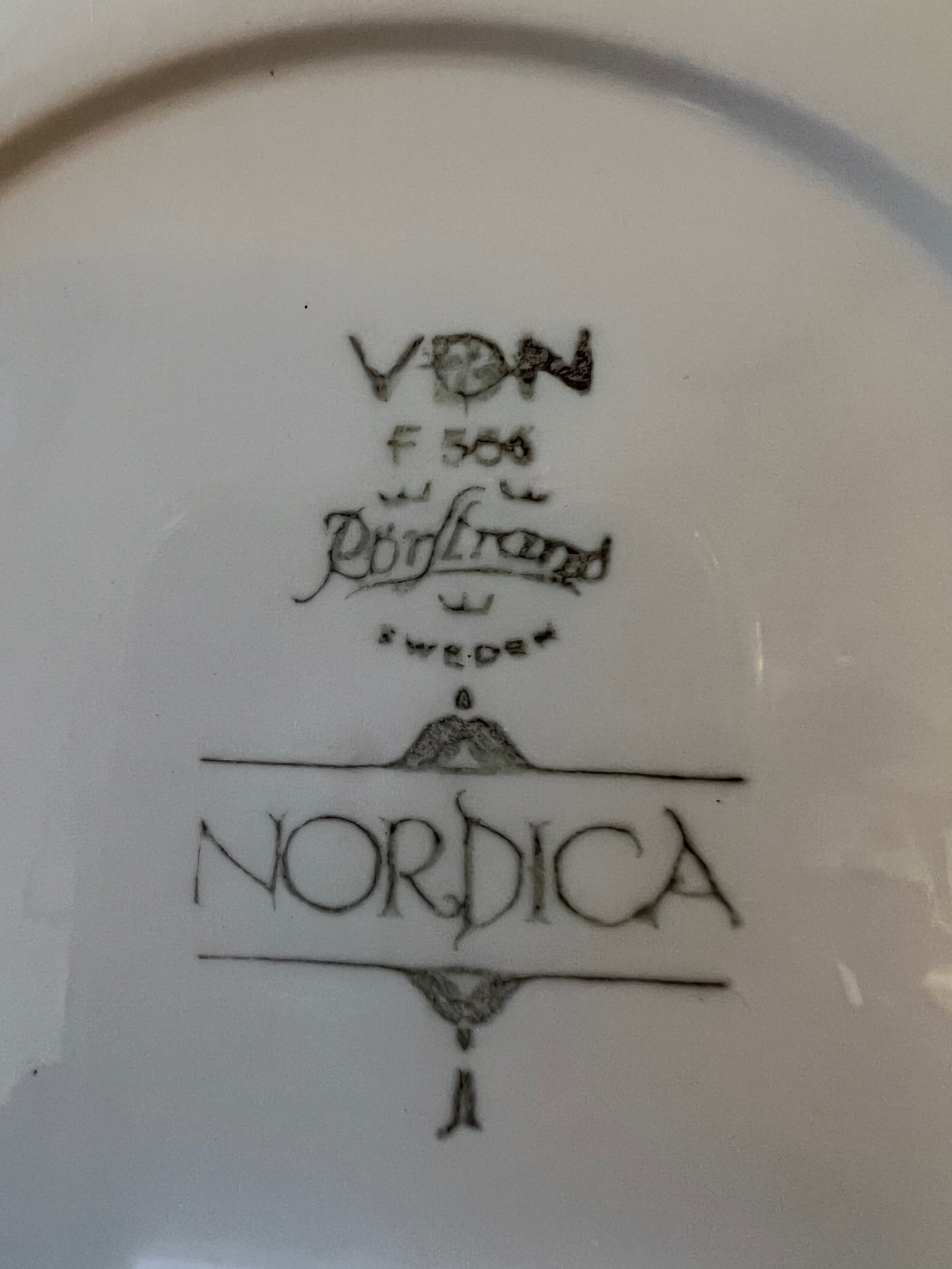 Nordica プレート ジャッキー リンド ロールストランド 18cm