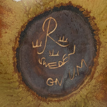 Ladda upp bild till gallerivisning, Tekanna i stengods av Gunnar Nylund för Rörstrand. Signerad R SWEDEN GN UM Stoneware teapot by Gunnar Nylund for Rörstrand. Signed R SWEDEN GN UM
