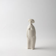 Load image into Gallery viewer, Figurin i parian av Stig Lindberg för Gustavsberg, 1960-tal. Serien heter ”Figurin” och detta är ”Lilla Eva”. Höjd 18,5cm. Stig Lindberg parian figurine ”Lilla Eva” for Gustavsberg in the ”Figurin” series, 1960’s. H: 18,5cm/7,3″
