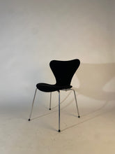 Ladda upp bild till gallerivisning, Arne Jacobsen stol Sjuan 7:an Fritz Hansen
