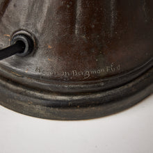 Load image into Gallery viewer, Carl Fagerberg bordslampa brons Herman Bergman
