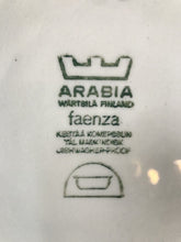 Ladda upp bild till gallerivisning, Peter Winqvist skål Faenza Arabia 18cm
